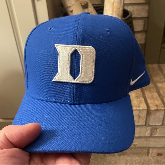 Nike Accessories Barely Worn Duke Blue Devils Flex Fit Largexl Ball
